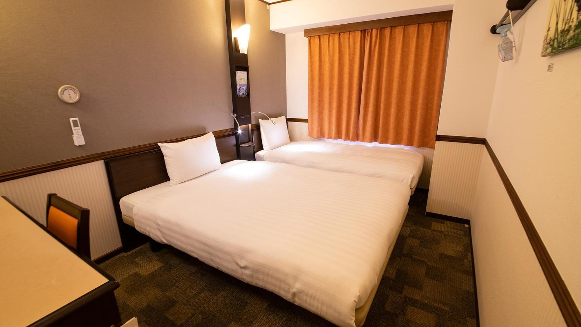 Toyoko Inn Fukushima Eki Nishi Guchi Ruang foto